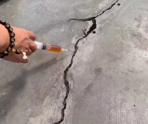 泽州混凝土裂缝修补技术详解​